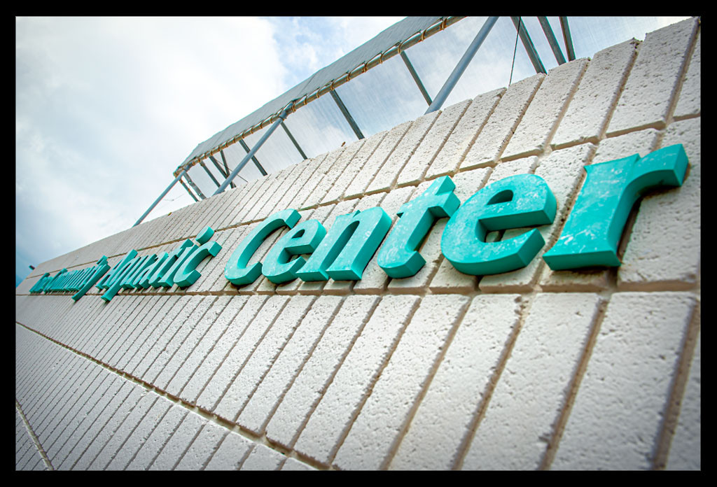 Ironman-Hawaii-Schwimmtraining-Bericht-Aquatic-Center-EISWUERFELIMSCHUH-(03)