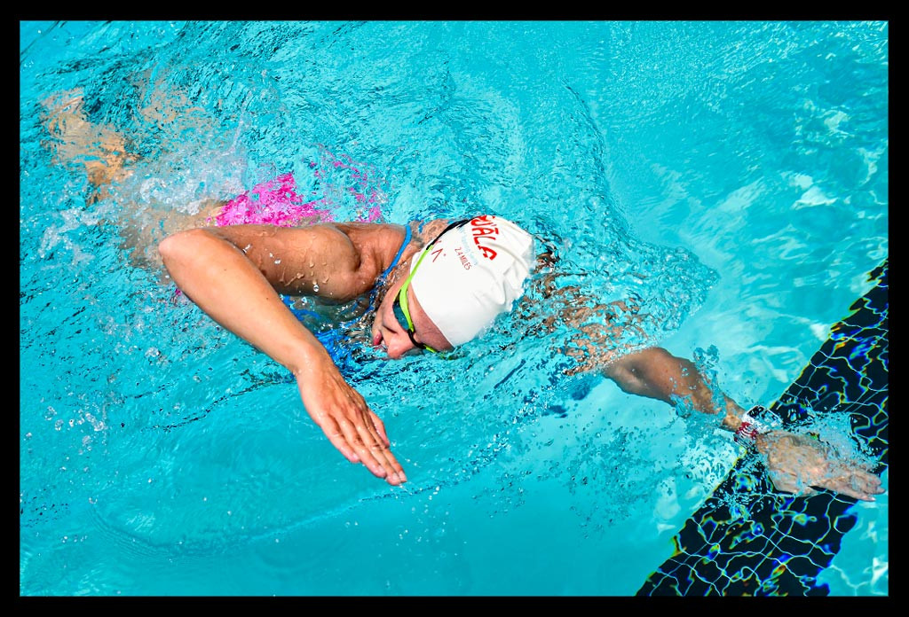 Ironman-Hawaii-Schwimmtraining-Bericht-Aquatic-Center-EISWUERFELIMSCHUH-(38)
