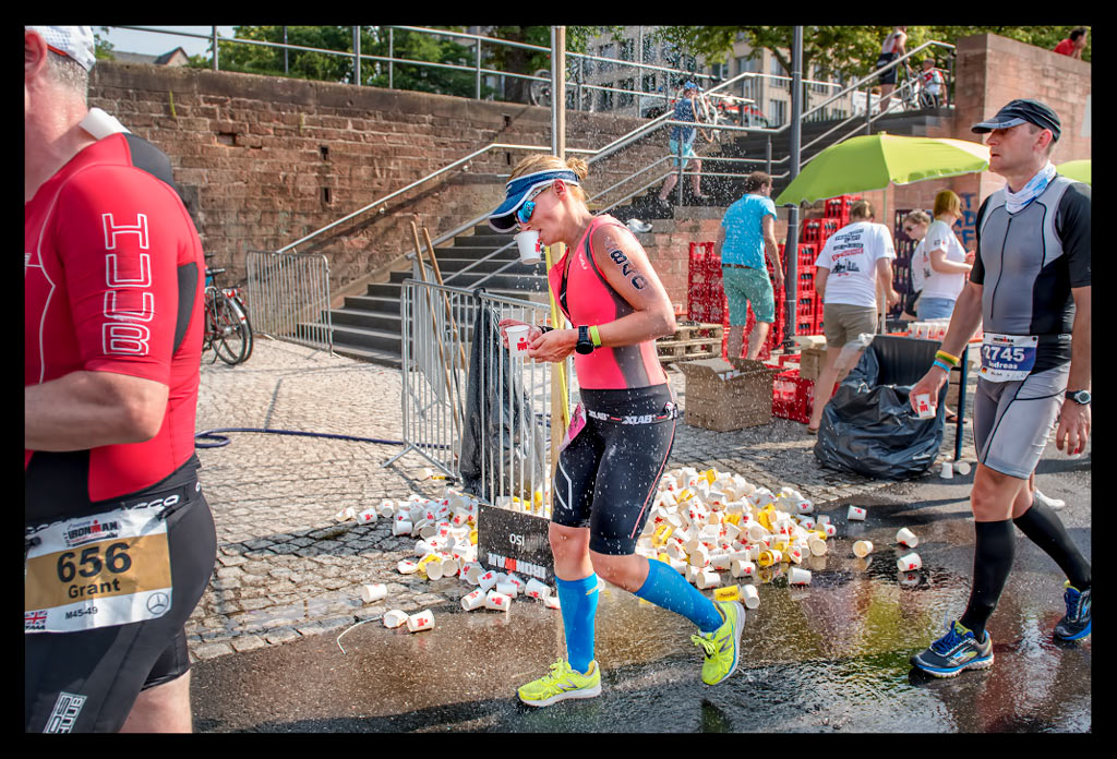 Ironman-Frankfurt-Rennbericht-Laufen-Ziel-report-EISWUERFELIMSCHUH-(106)