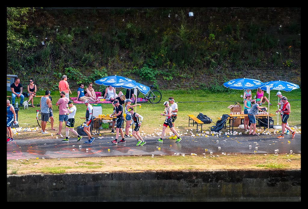 Ironman-Frankfurt-Rennbericht-Laufen-Ziel-report-EISWUERFELIMSCHUH-(31)