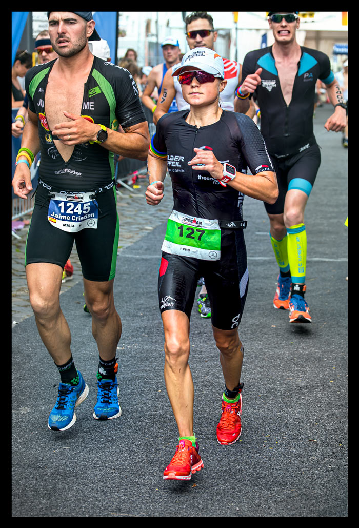 Ironman-Frankfurt-Rennbericht-Laufen-Ziel-report-EISWUERFELIMSCHUH-(41)