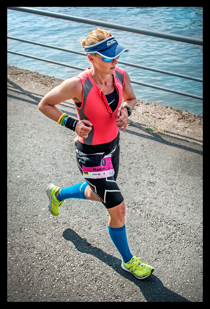 Ironman-Frankfurt-Rennbericht-Laufen-Ziel-report-EISWUERFELIMSCHUH-(43)