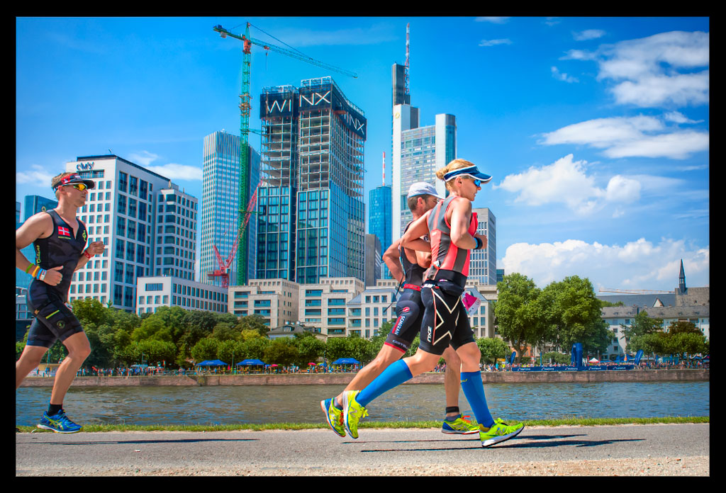 Ironman-Frankfurt-Rennbericht-Laufen-Ziel-report-EISWUERFELIMSCHUH-(75)