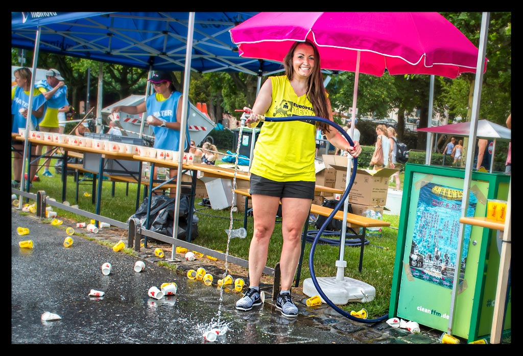 Ironman-Frankfurt-Rennbericht-Laufen-Ziel-report-EISWUERFELIMSCHUH-(78)