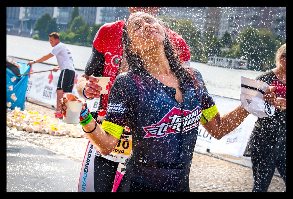 Ironman-Frankfurt-Rennbericht-Laufen-Ziel-report-EISWUERFELIMSCHUH-(80)