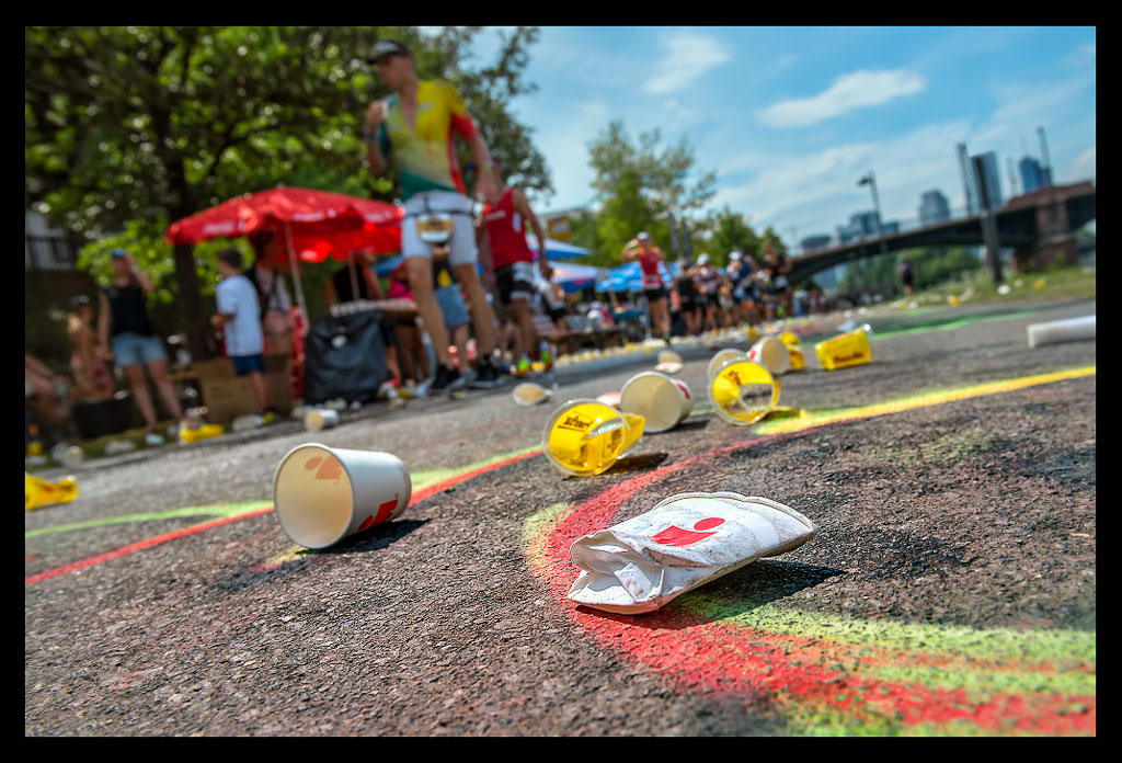 Ironman-Frankfurt-Rennbericht-Laufen-Ziel-report-EISWUERFELIMSCHUH-(90)