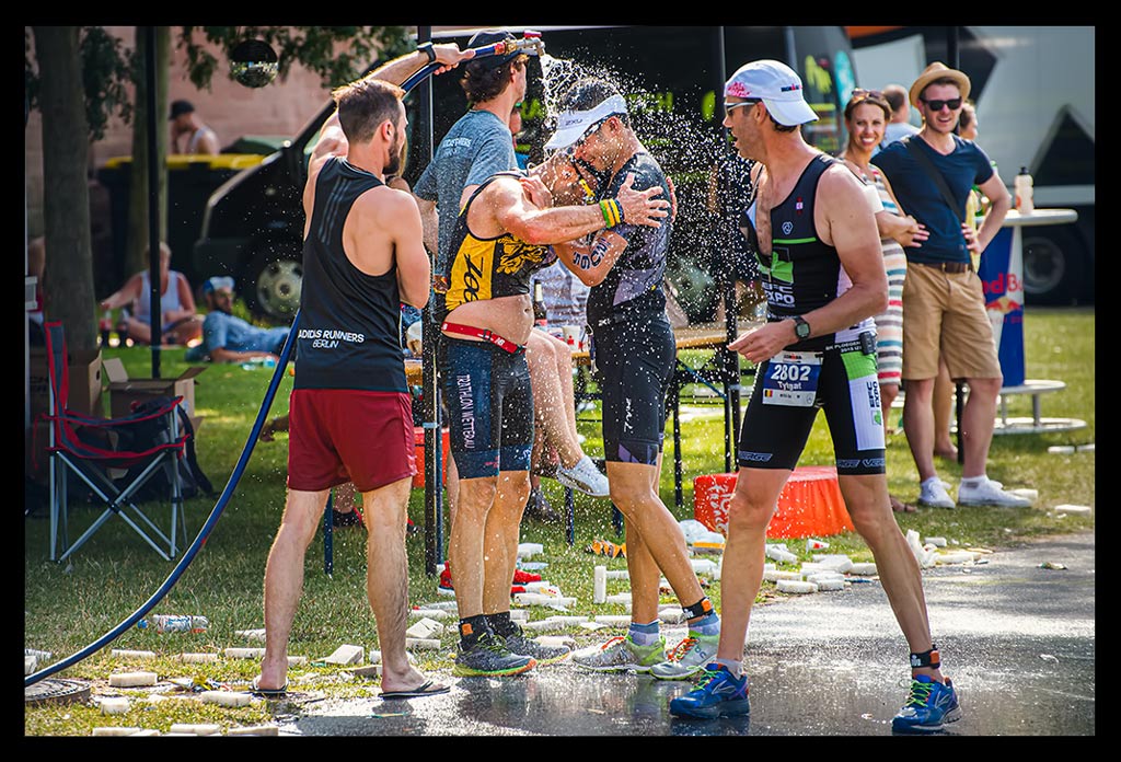 Ironman-Frankfurt-Rennbericht-Laufen-Ziel-report-EISWUERFELIMSCHUH-(91)