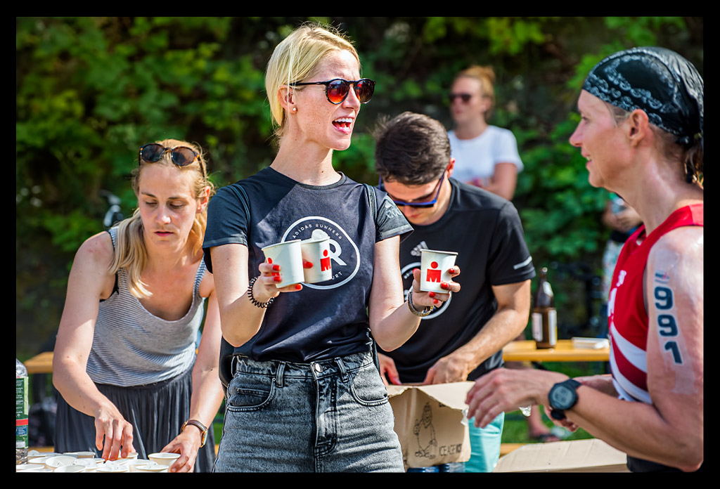 Ironman-Frankfurt-Rennbericht-Laufen-Ziel-report-EISWUERFELIMSCHUH-(94)