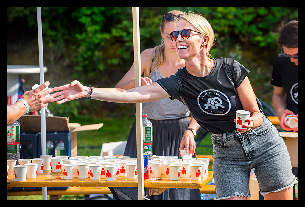 Ironman-Frankfurt-Rennbericht-Laufen-Ziel-report-EISWUERFELIMSCHUH-(96)