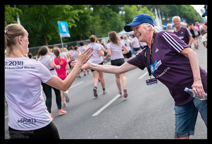 Avon Frauenlauf 2018 - Sommer im Tiergarten mit 17000 Läuferinnen