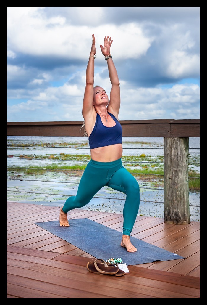 Yogaübungen für mehr Lebendigkeit und Sonne im Herzen