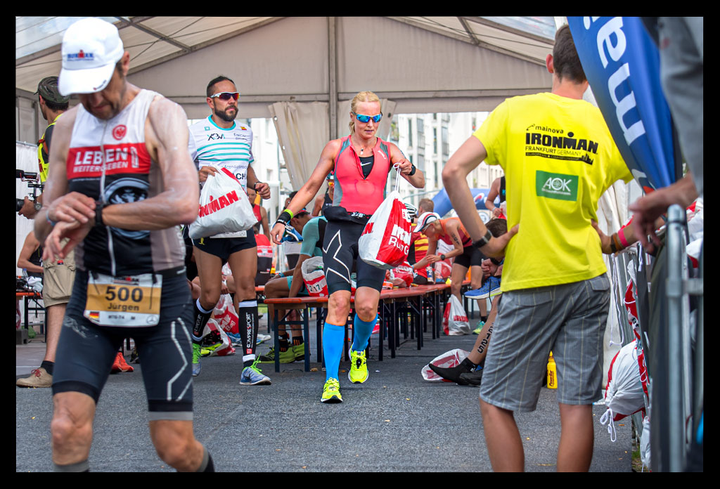 Ironman-Frankfurt-Rennbericht-Laufen-Ziel-report-EISWUERFELIMSCHUH-(12)