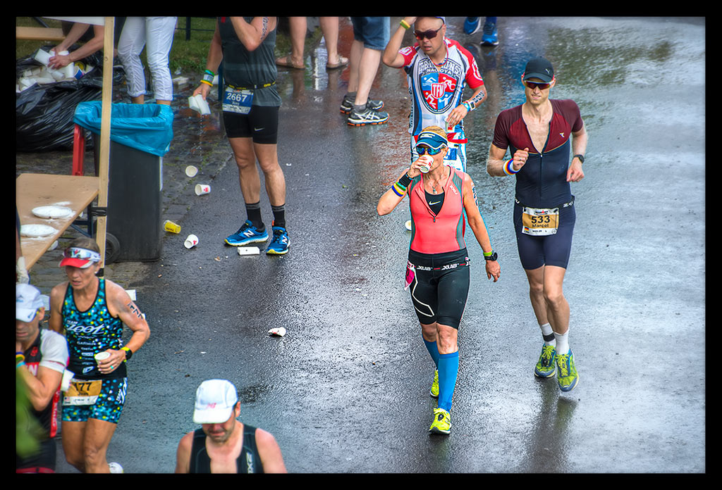 Ironman-Frankfurt-Rennbericht-Laufen-Ziel-report-EISWUERFELIMSCHUH-(124)
