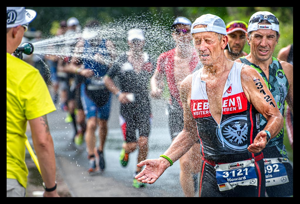 Ironman-Frankfurt-Rennbericht-Laufen-Ziel-report-EISWUERFELIMSCHUH-(140)