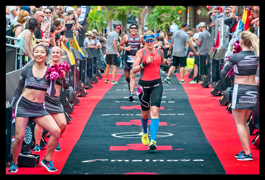 Ironman-Frankfurt-Rennbericht-Laufen-Ziel-report-EISWUERFELIMSCHUH-(160)