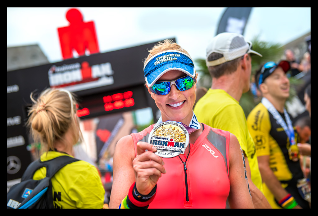 Ironman-Frankfurt-Rennbericht-Laufen-Ziel-report-EISWUERFELIMSCHUH-(163)