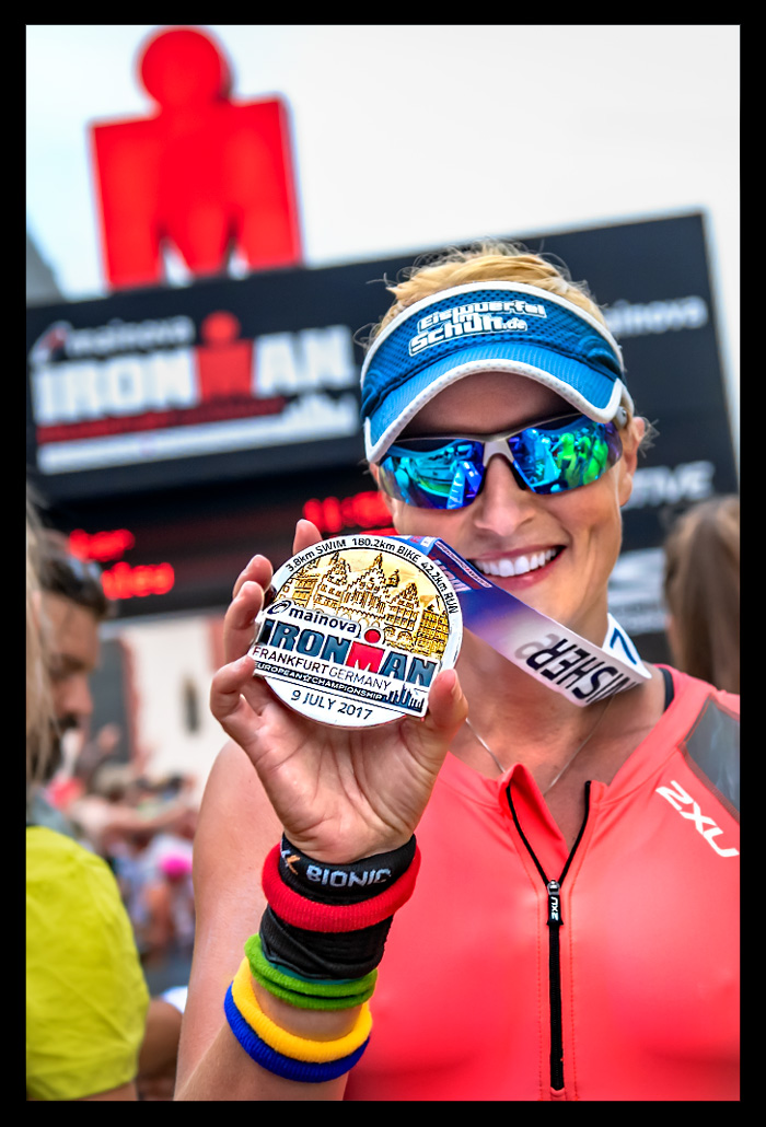 Ironman-Frankfurt-Rennbericht-Laufen-Ziel-report-EISWUERFELIMSCHUH-(165)