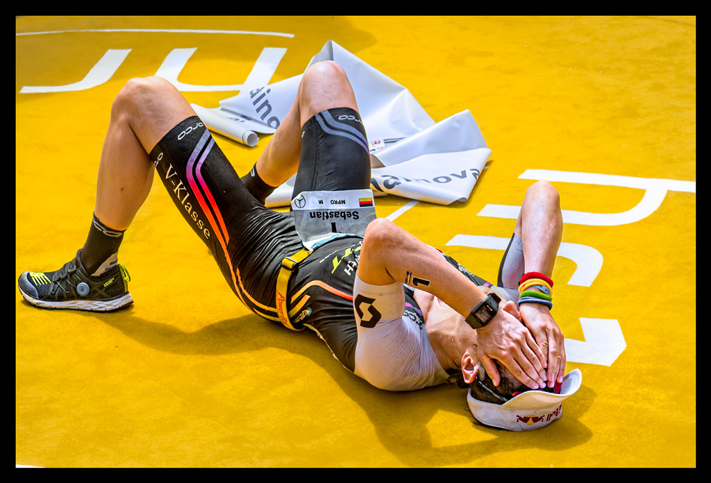 Ironman-Frankfurt-Rennbericht-Laufen-Ziel-report-EISWUERFELIMSCHUH-(51)