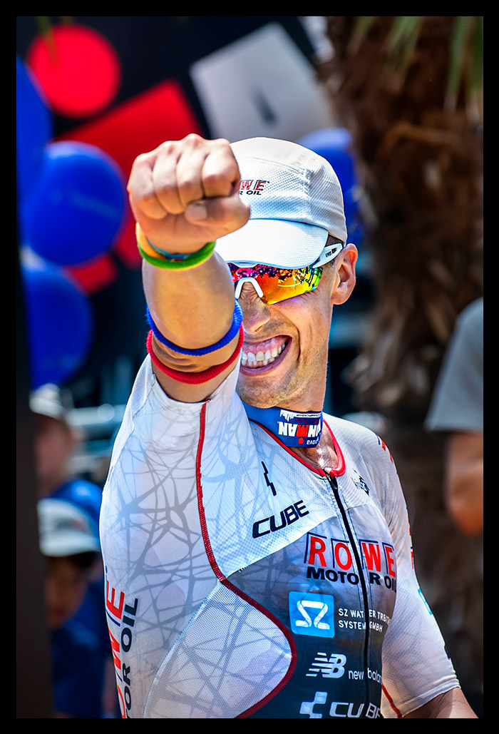 Ironman-Frankfurt-Rennbericht-Laufen-Ziel-report-EISWUERFELIMSCHUH-(57)