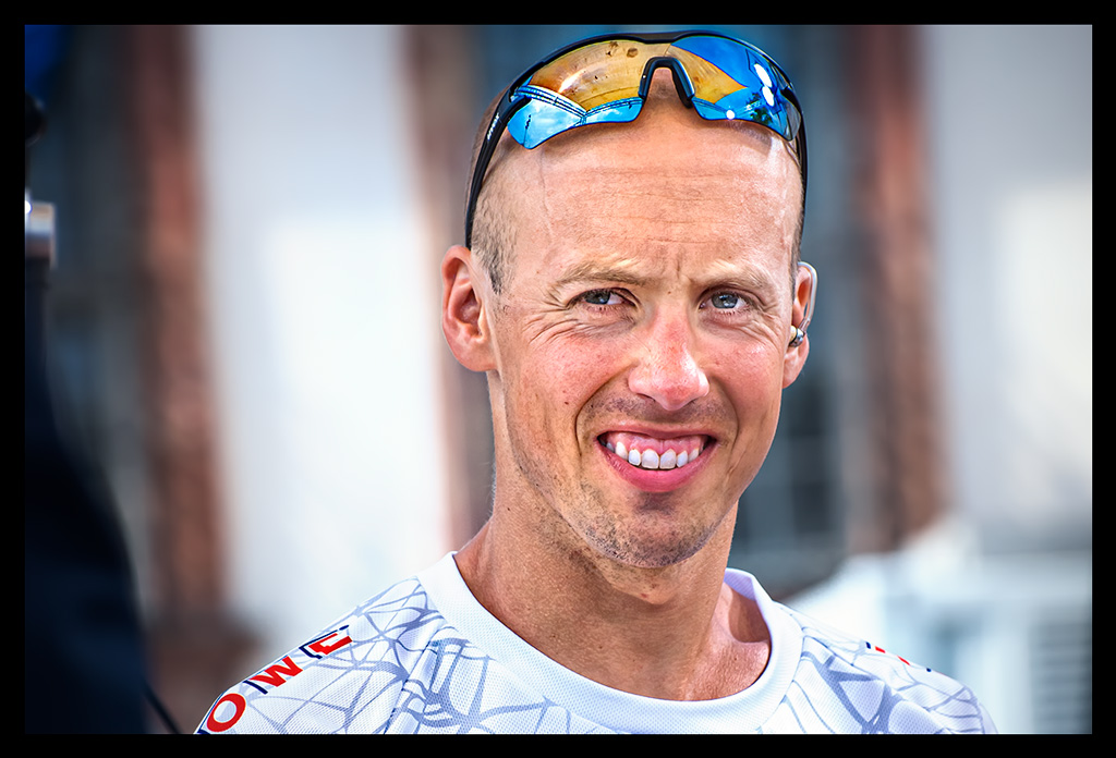 Ironman-Frankfurt-Rennbericht-Laufen-Ziel-report-EISWUERFELIMSCHUH-(66)