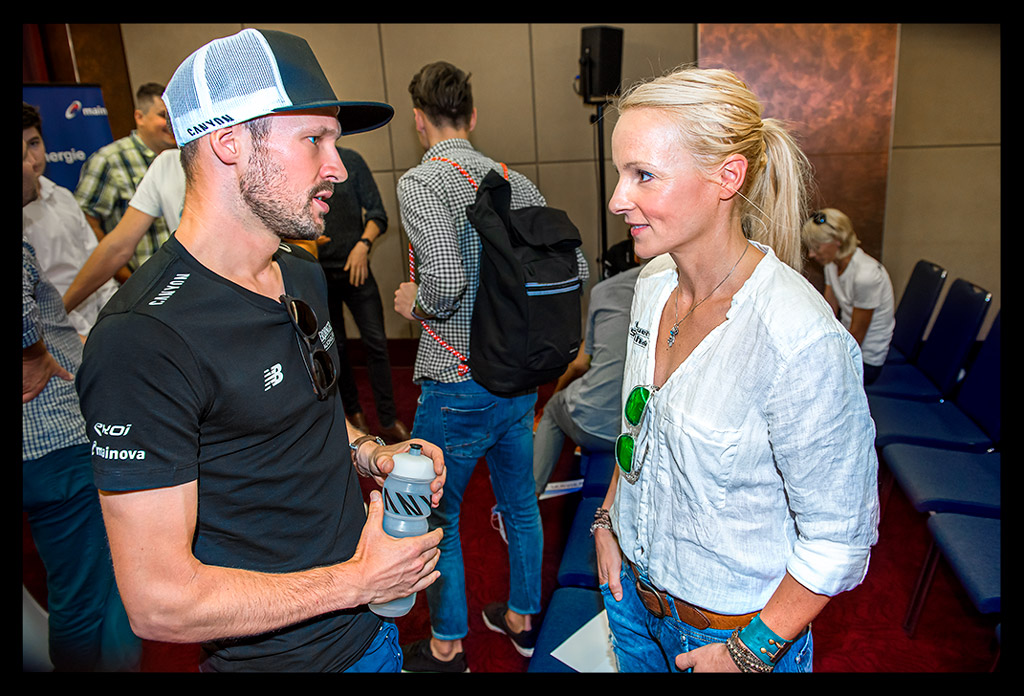 Ironman-Frankfurt-Rennbericht-Profis-Pressekonferenz-EISWUERFELIMSCHUH-(21)