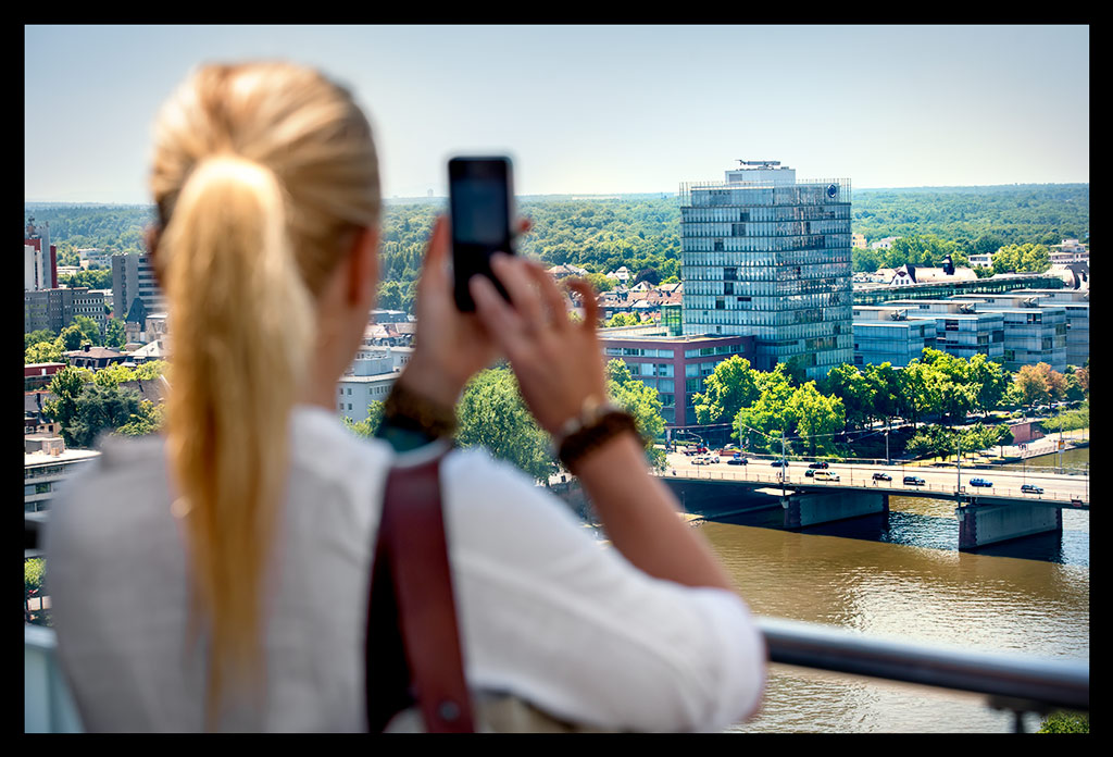 Ironman-Frankfurt-Rennbericht-Profis-Pressekonferenz-EISWUERFELIMSCHUH-(27)