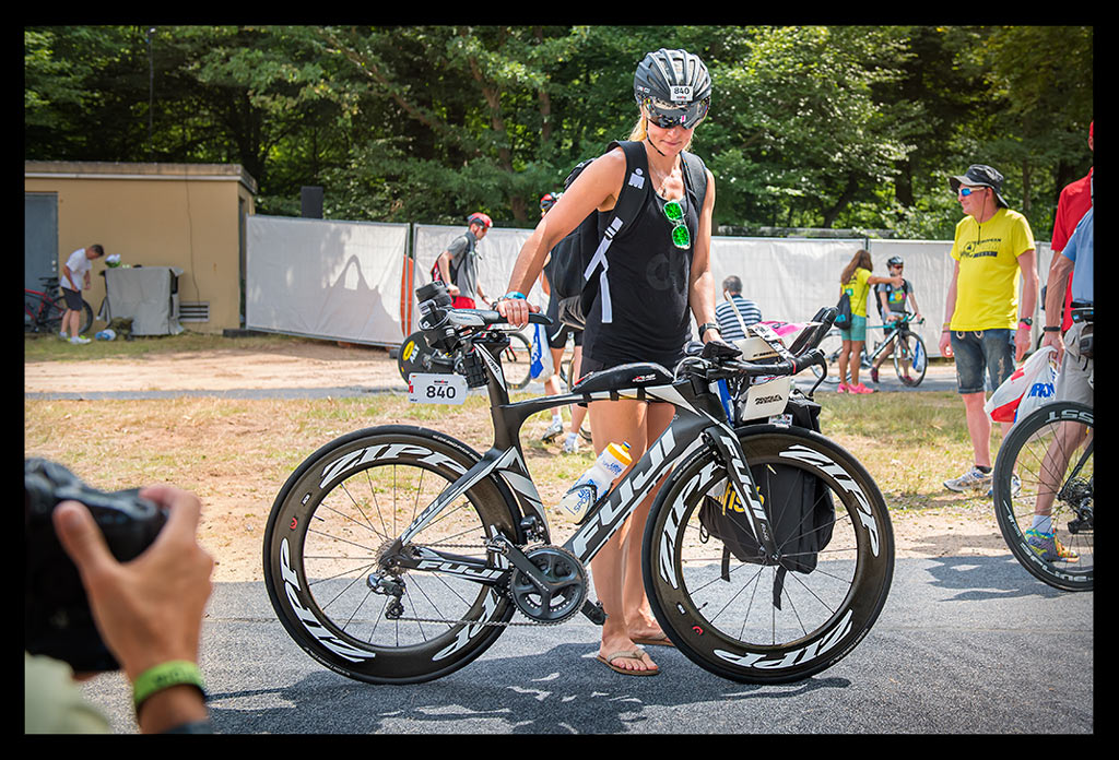 Ironman-Frankfurt-Rennbericht-Bike-Check-In-Waldsee-EISWUERFELIMSCHUH-(07)