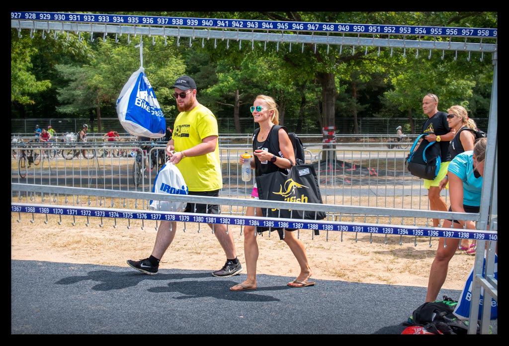 Ironman-Frankfurt-Rennbericht-Bike-Check-In-Waldsee-EISWUERFELIMSCHUH-(17)