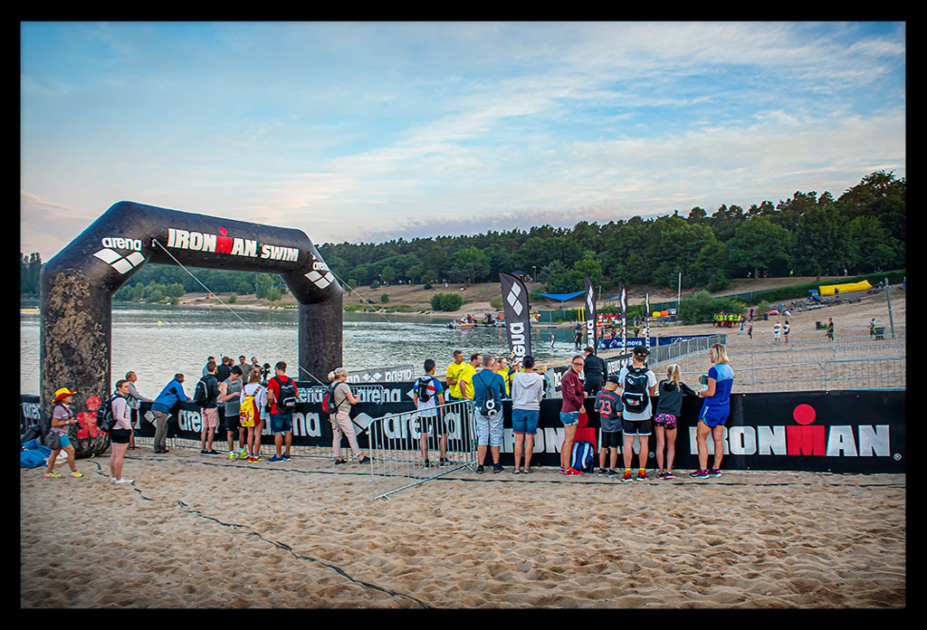 Ironman-Frankfurt-Schwimmen-Start-Rennbericht-EISWUERFELIMSCHUH-(13)