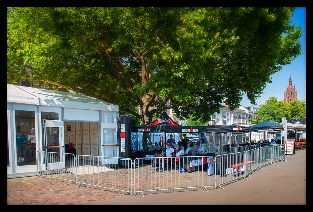 Ironman-Frankfurt-Startunterlagen-Race-Briefing-EISWUERFELIMSCHUH-(01)