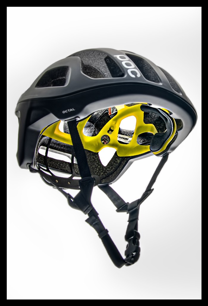 Fahrradhelm Radsport triathlon sicherheit system MIPS lebensretter innenansicht unten produktfoto POC sports