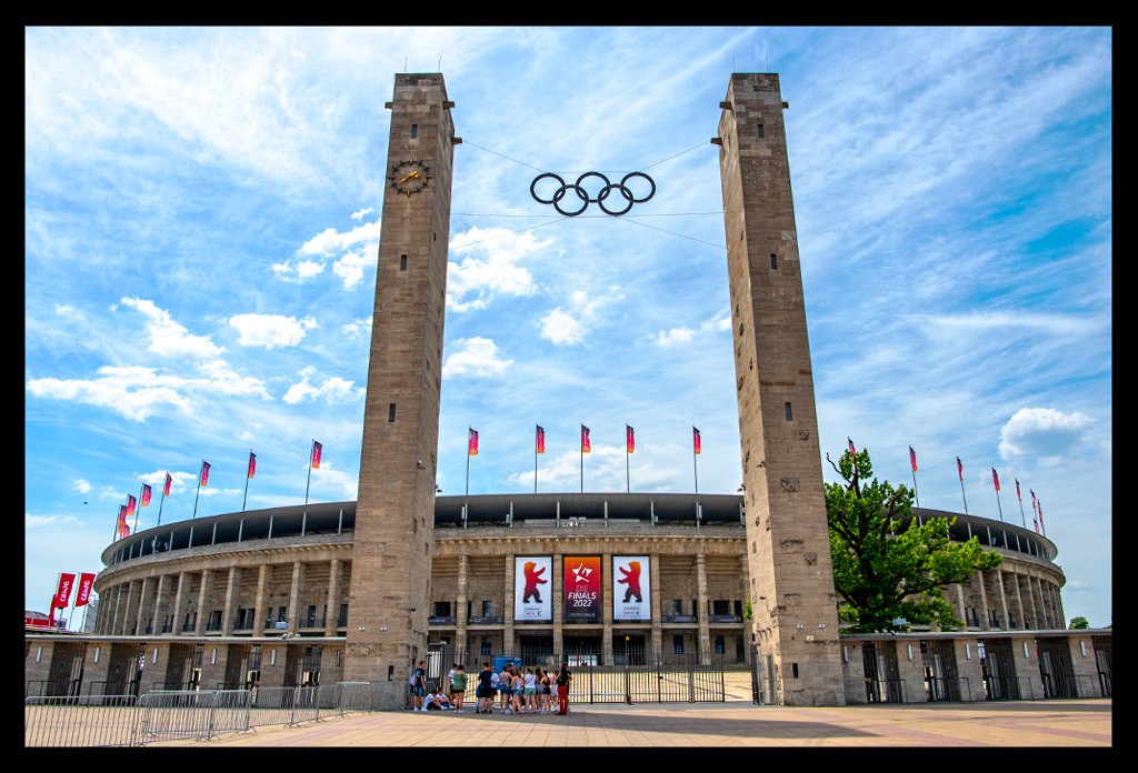 olympiastadion eingang ringe tor die finals berlin DM leichtathletik meisterschaften triathlon am olympischen platz sommer
