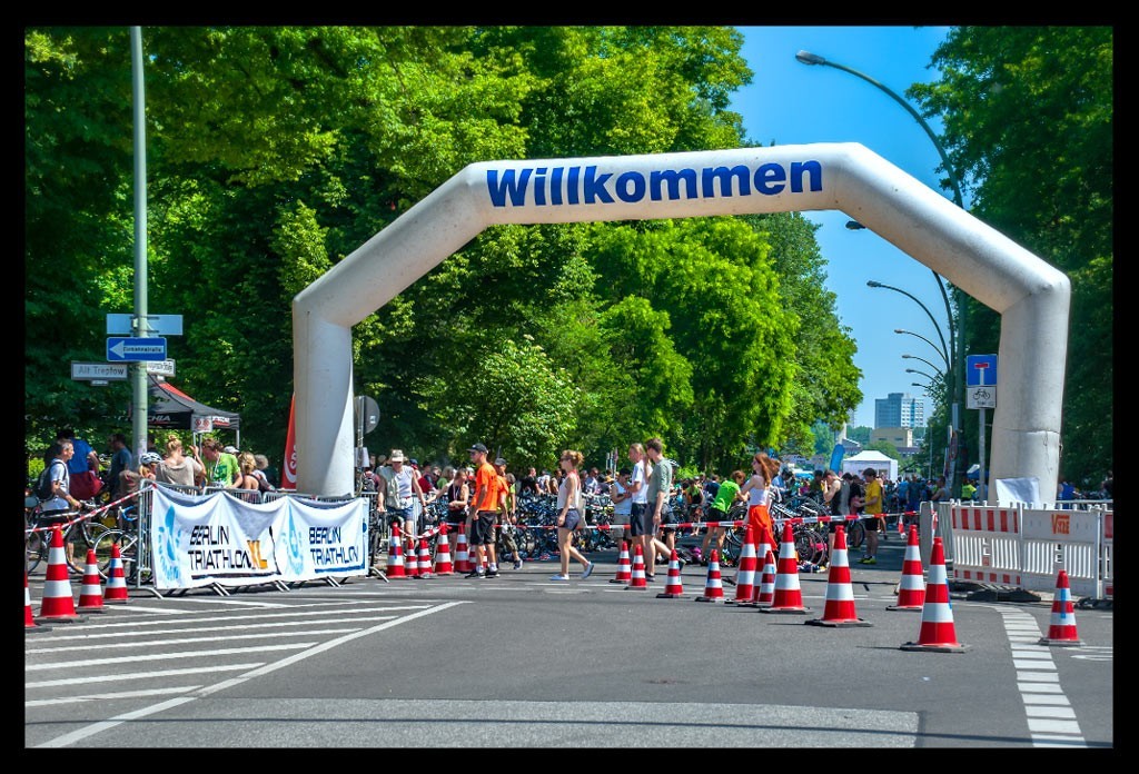 Berlin Triathlon: sumpfgrüne Plörre, Saharaföhn, glühender Asphalt - Teil I
