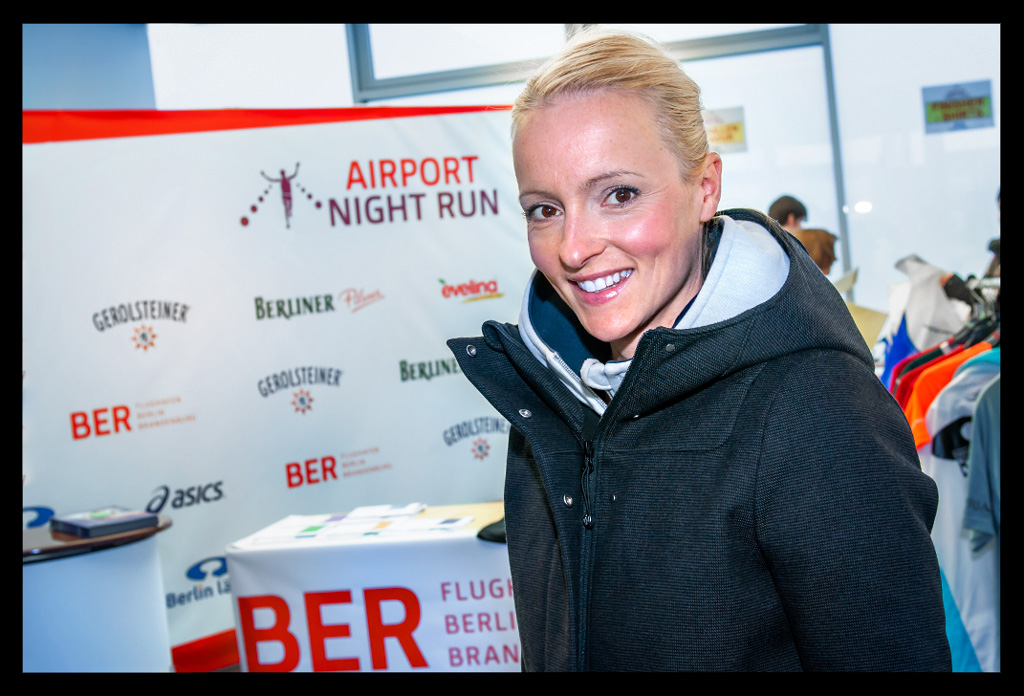 Berlin-Halbmarathon-Bestzeit-Night-Run-EISWUERFELIMSCHUH-(04)