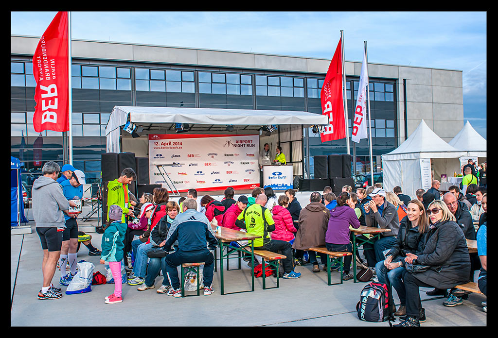 Berlin-Halbmarathon-Bestzeit-Night-Run-EISWUERFELIMSCHUH-(06)