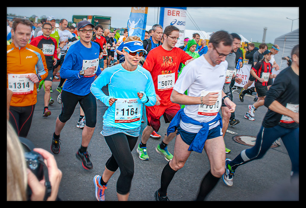 Berlin-Halbmarathon-Bestzeit-Night-Run-EISWUERFELIMSCHUH-(15)