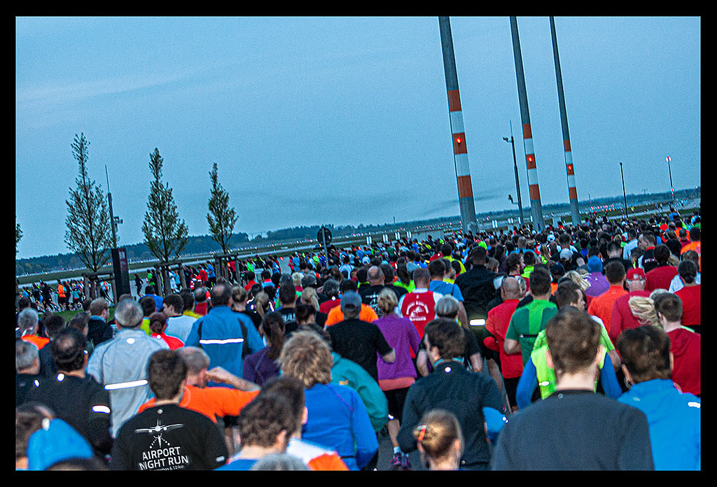 Berlin-Halbmarathon-Bestzeit-Night-Run-EISWUERFELIMSCHUH-(18)