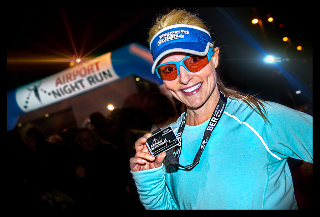 Berlin-Halbmarathon-Bestzeit-Night-Run-EISWUERFELIMSCHUH-(28)