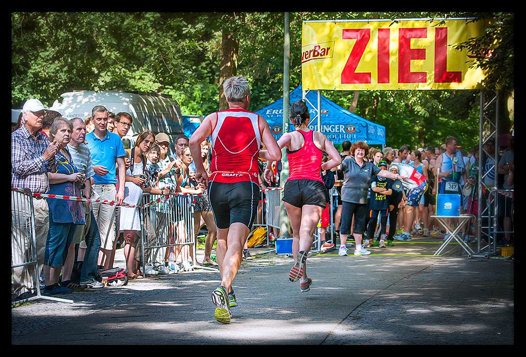 Volkstriathlon-Rennbericht-Berlin-Triathlon-EISWUERFELIMSCHUH-(53)