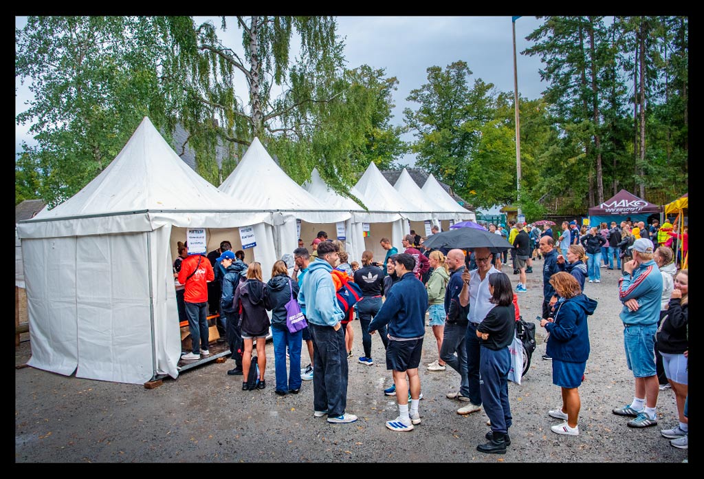 BerlinWoMen-Triathlon-Rennbericht-EISWUERFELIMSCHUH-(06)