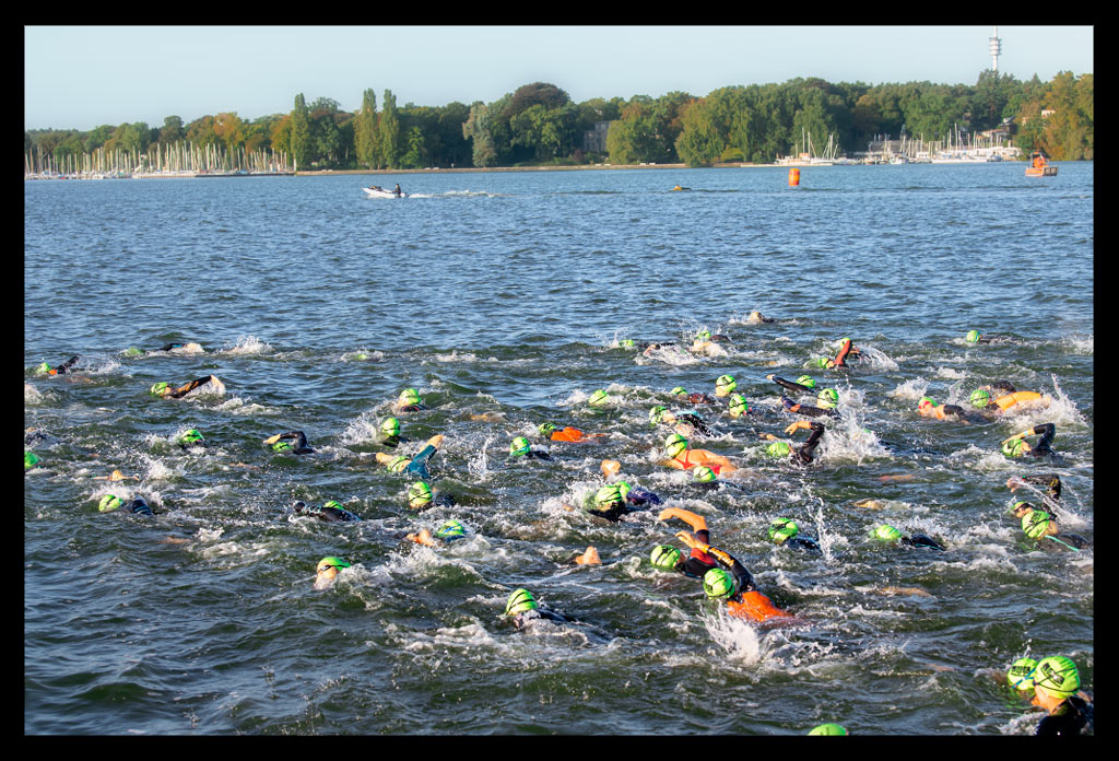 BerlinWoMen-Triathlon-Rennbericht-EISWUERFELIMSCHUH-(117)