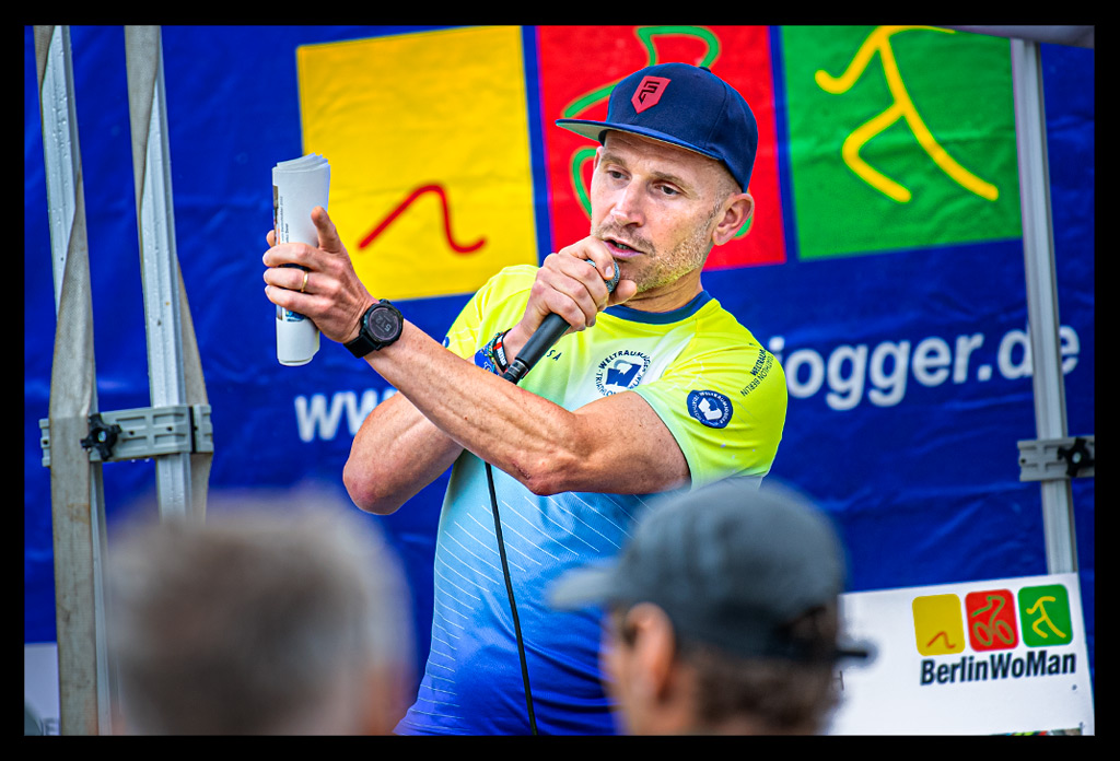 BerlinWoMen-Triathlon-Rennbericht-EISWUERFELIMSCHUH-(12)