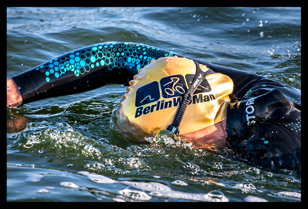 BerlinWoMen-Triathlon-Rennbericht-EISWUERFELIMSCHUH-(125)