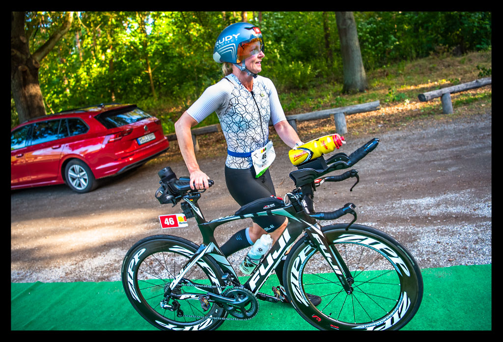 BerlinWoMen-Triathlon-Rennbericht-EISWUERFELIMSCHUH-(160)