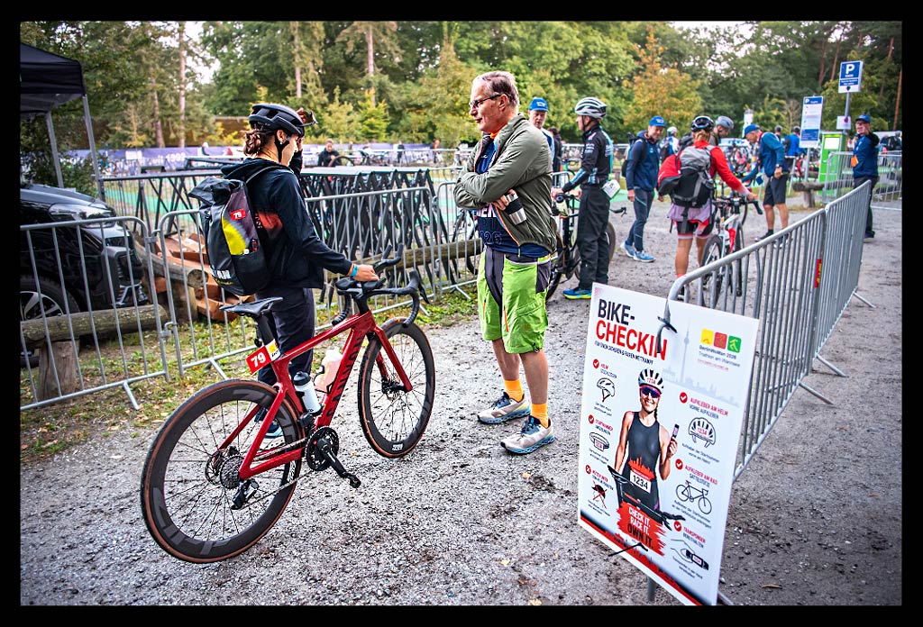 BerlinWoMen-Triathlon-Rennbericht-EISWUERFELIMSCHUH-(21)