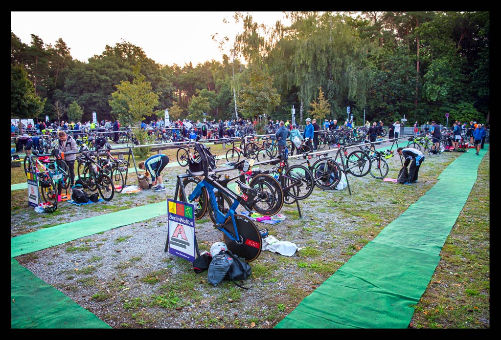 BerlinWoMen-Triathlon-Rennbericht-EISWUERFELIMSCHUH-(32)